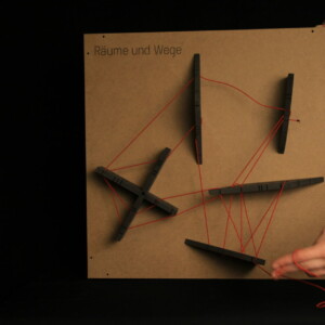 Wir haben das Museum schon früh begleitet. So konnten wir den Namen, das Logo, die derzeitige Corporate Identity sowie das Werbematerial für die Gewinnung von Sponsoren konzipieren und umsetzen. Darüber hinaus haben wir ein innenarchitektonisches Konzept und erste Exponatideen entwickelt.