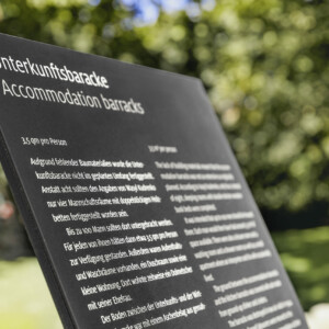 Gedenkstätte für NS-Zwangsarbeiter, aufgenommen am 08.09.2023 in Berlin-Neukölln. /// Foto: Mo Wüstenhagen